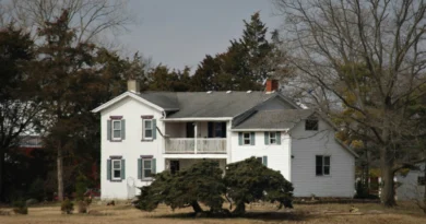 Do Farmhouse Style Homes Increase Property Value