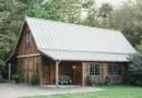 What Is a Barn Style House and Why Is It Trending