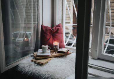 room, glass, window, candle, book, pillow, interior, gray book, gray books, gray window, gray room, gray glass, gray candle, gray candles, gray glasses, gray interior, candle, candle, candle, candle, candle