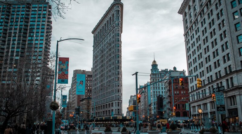 flatiron, flatiron building, new york, nyc, manhattan, city, architecture, building, landmark, usa, buildings, travel, america, sky, downtown, ny, famous, historic, nature, urban