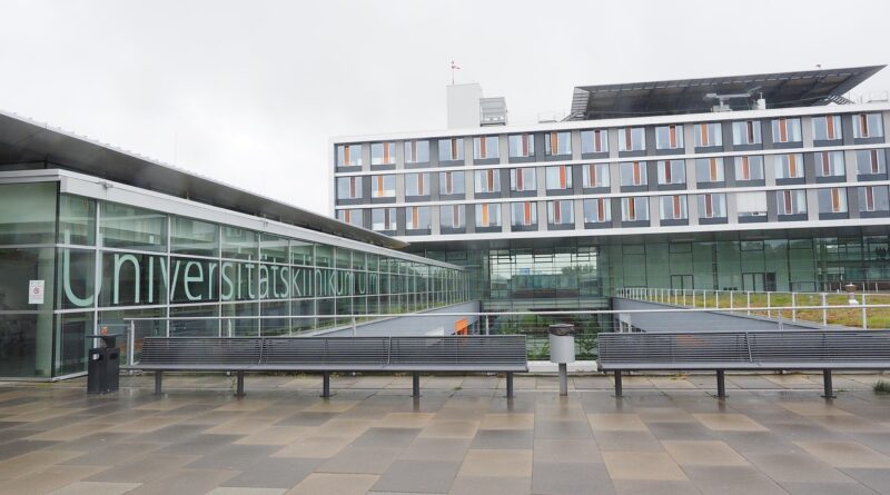university hospital ulm, university hospital, ulm, building, uni ulm, university, university of ulm, architecture, medical faculty, university medicine, health care, clinic, hospital, forecourt, entrance, university, university, hospital, hospital, hospital, hospital, hospital