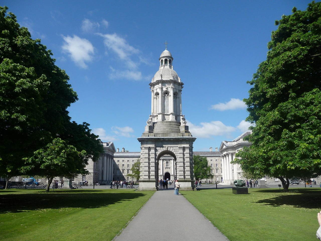 dublin, trinity, college, architecture, building, campus, nature, city, monument, tourist, landmark, georgian, irish, travel, eire, stone, garden