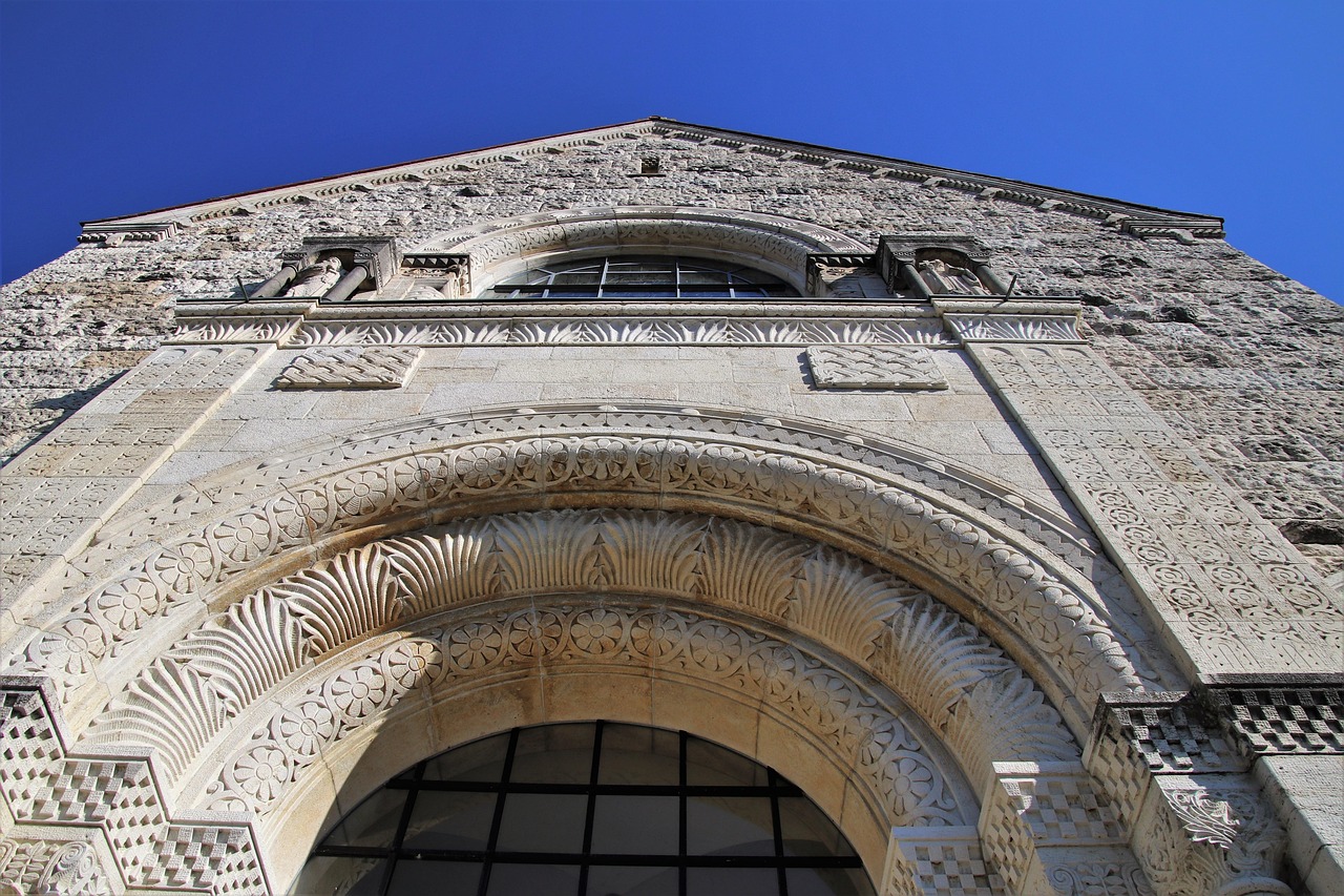facade, wall, the walls of the, building, the background, old, the structure of the, walls, historically, piece, model, texture, architecture, weathering, stones, surface, stone, blue sky, decorated, pattern, entrance, style, in the shadows