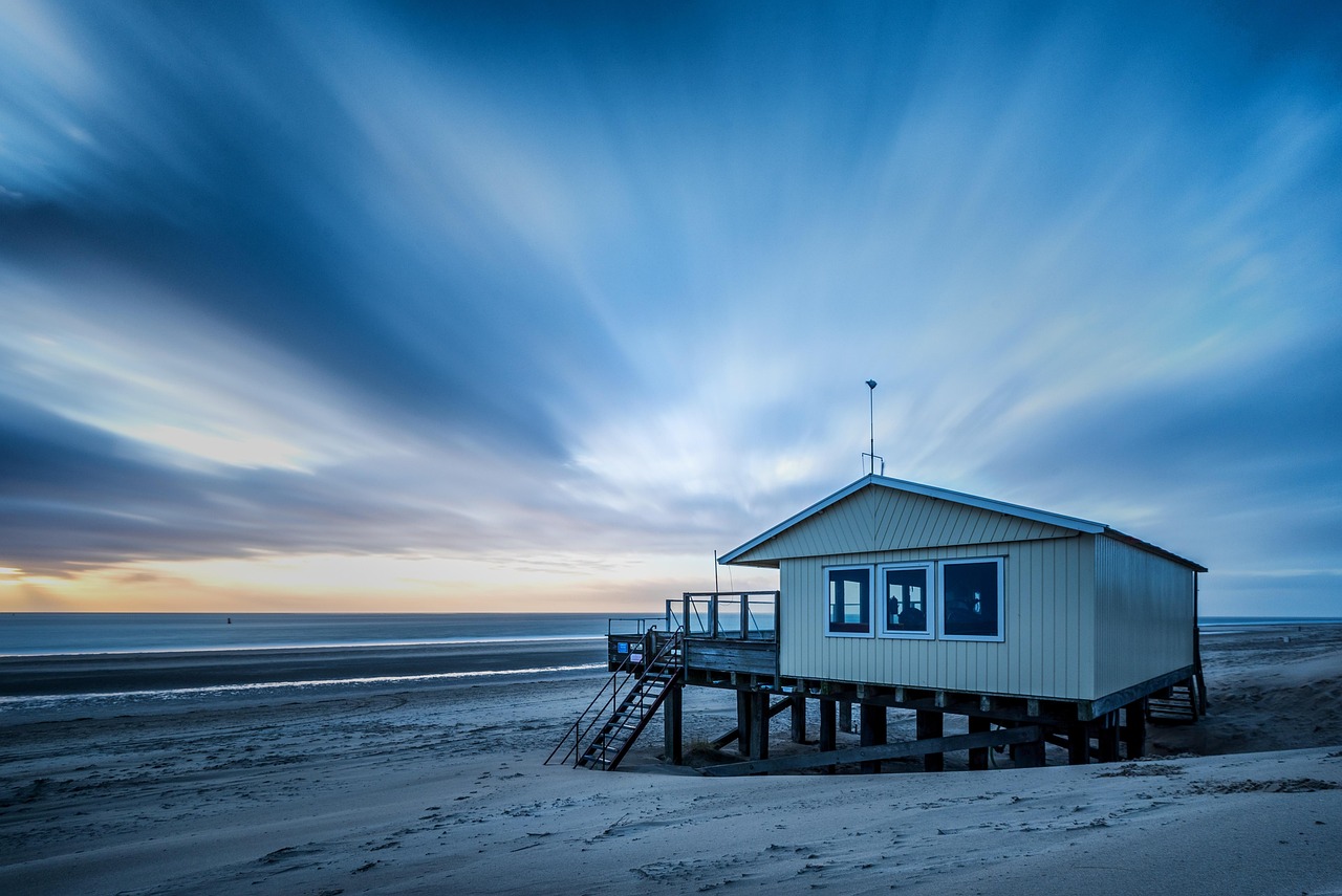 ameland, the netherlands, house, beach, coast, sand, coastline, shore, seashore, seaside, building, beach house, sea, ocean, nature, scenery
