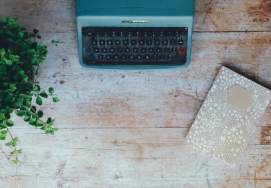 vintage, typewriter, plant, book, nature, notebook, notepad, table top, retro, vintage typewriter