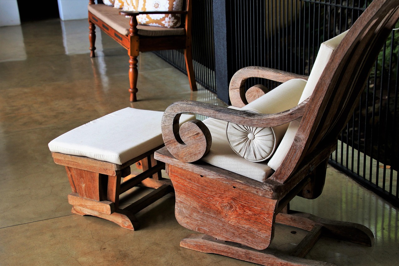ornate, armchair, old, no one, wooden, chair, furniture, inside, historic, house, architecture, old house, decorative, the structure of the, figure, style, wood, traditional, the style of the country, cushion, natural, rough, seat, living room