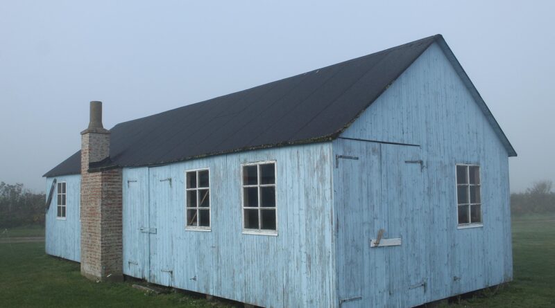 house, barn, fishing house, fog, dilapidated house, farmstead, homestead