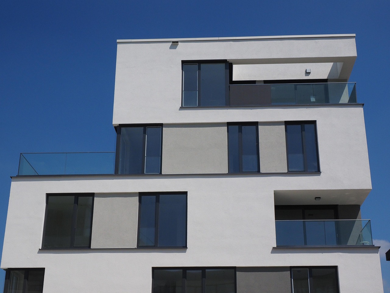 architecture, facade, window, modern, building, house, housewall, modern architecture, office building, bridge house, new-ulm